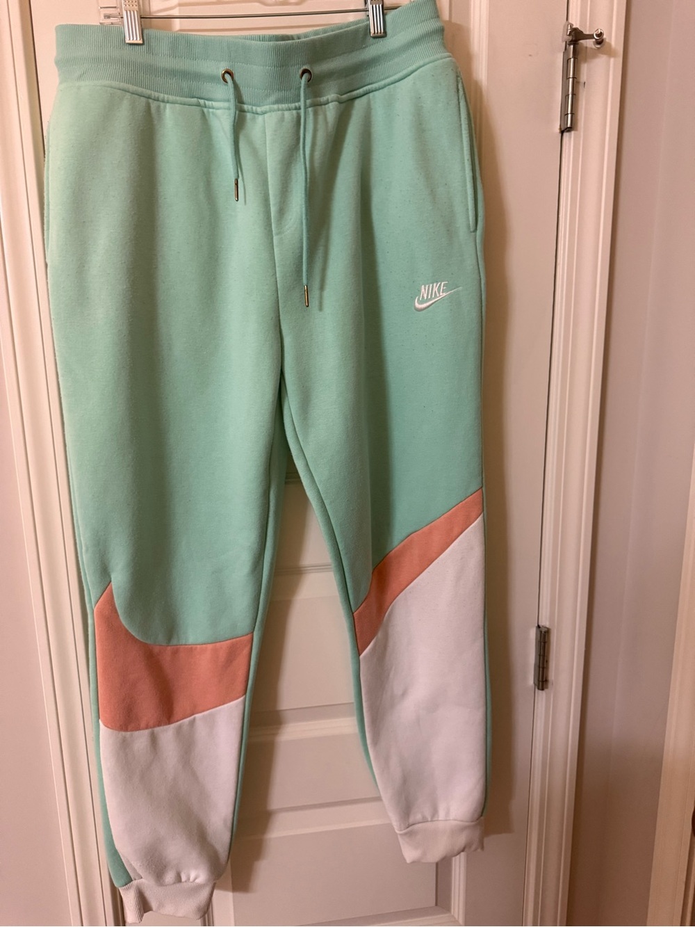 Nike Sportswear Heritage Sweatpants Women’s XL Colorblock